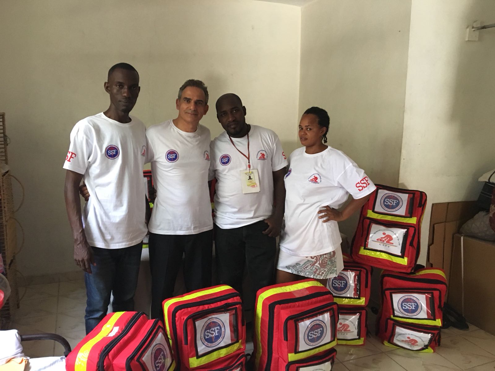 Giving away first aid kits, Port-au-Prince, July 08, 2018